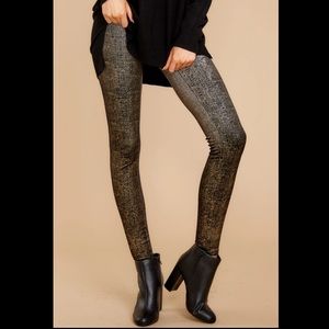 SPANX velvet leggings NWOT